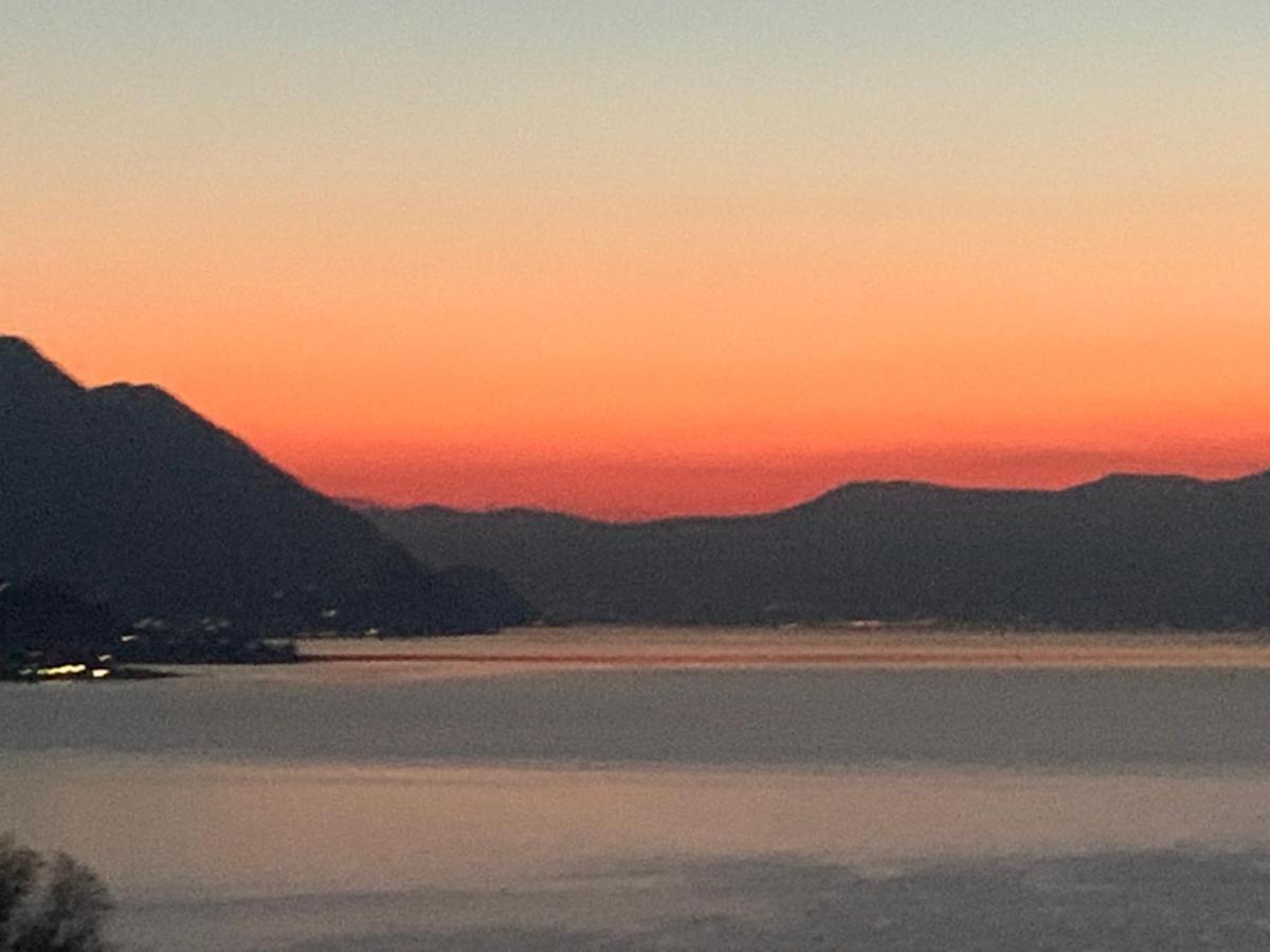 Casa Colmegna Mit Traumhaften See- Und Bergblick ลุยโน ห้อง รูปภาพ